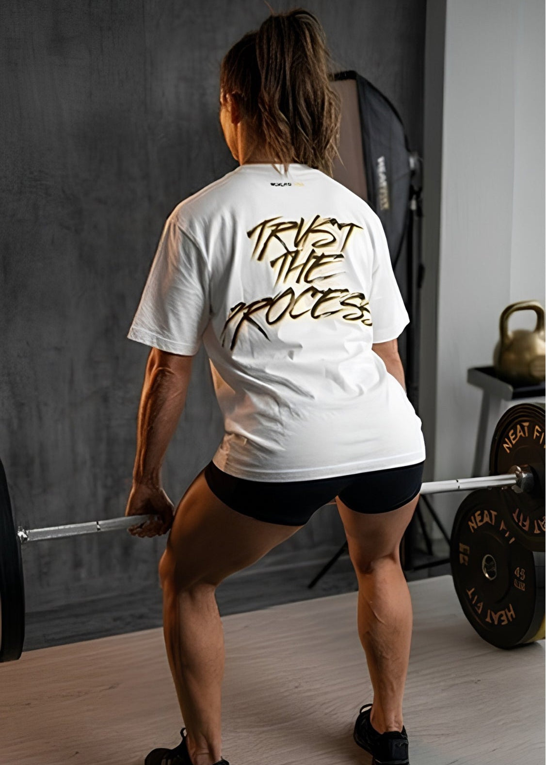 Camiseta Oversize "Trust the Process" White Series